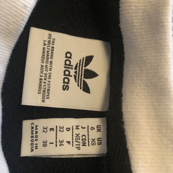 Adidas Cropped sweatshirt - Picture 2 of 3